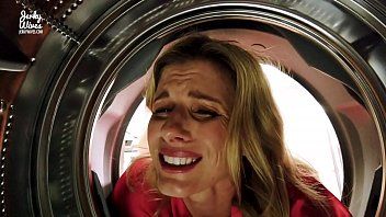 play He puts her head in the washing machine and fucks her hardcore