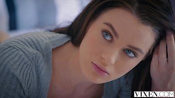 play A garota de olhos azuis faz um bom sexo até a exaustão