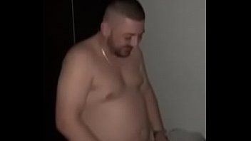 play Un campesino borracho se folla a una puta de Craiova