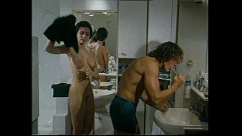 play Vintage xxx mit einer Frau, die Sex wie in alten Zeiten hat