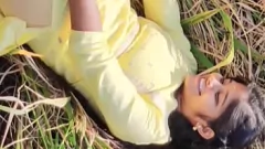 play Riya Bhabhi Desi Chudai in Feldern: Hardcore Ficken und Muschi lecken