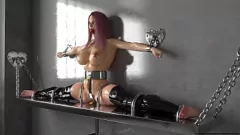 play 3D Hardcore Metal Bondage Fantasy: Neue Fetischspiele mit ausgereiften 3D -Babes und großen Brüsten